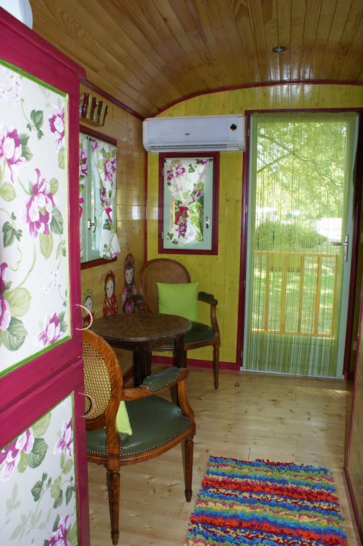 Chambre D'Hote Moulin De L'Aumonier Beaulieu-les-Loches Exterior photo